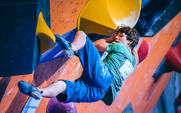 Marek Jeliga na MČR v boulderu 2021